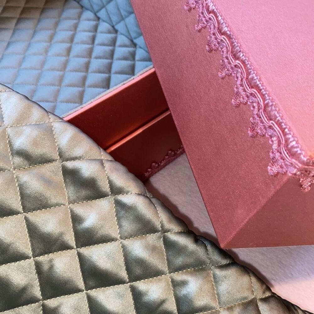 Gucci Pink Brocade Detail Fabric Decorative Large Box Green Satin - Picture 3 of 7